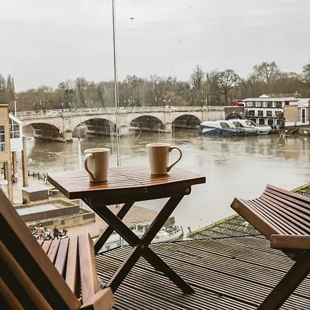 Apartment 2bed Flat With The View/kingston