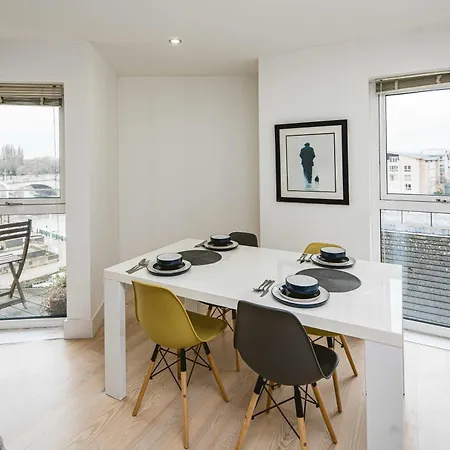 2bed Flat With The View/kingston Apartment