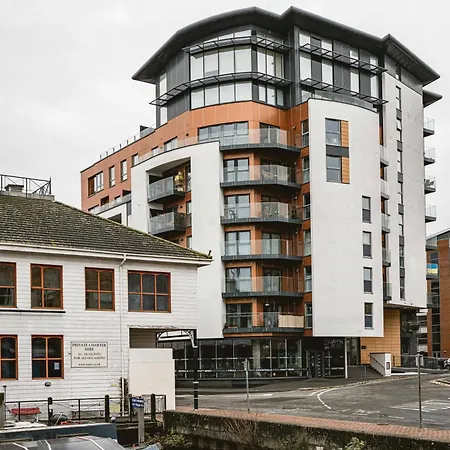 2bed Flat With The View/kingston London