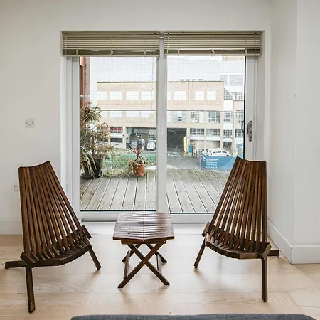 2bed Flat With The View/kingston *