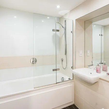 2bed Flat With The View/kingston Apartment