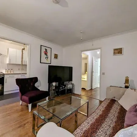 Large, Plant Filled Flat With Balcony * London