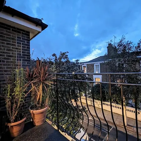 Large, Plant Filled Flat With Balcony Apartment London