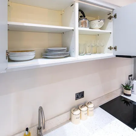 Aparthotel Ealing Residency *