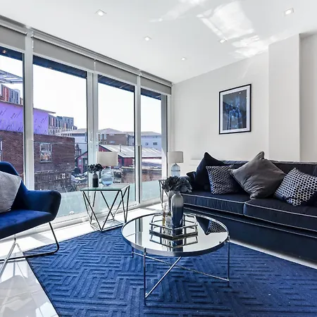 דירה Stylish 2 Bedroom - Wembley Park לונדון