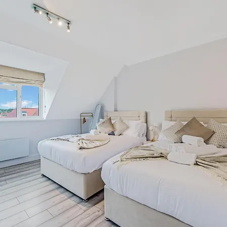 Sweet And Lovely 2br With Free Parking Apartment *