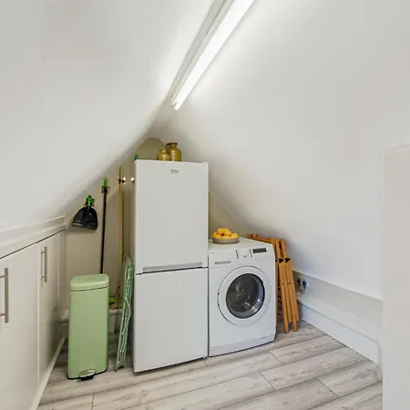 Apartment Sweet And Lovely 2br With Free Parking *