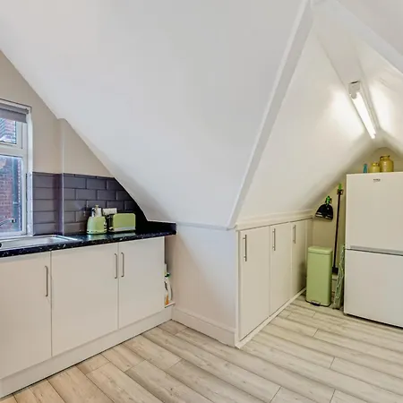 Sweet And Lovely 2br With Free Parking *