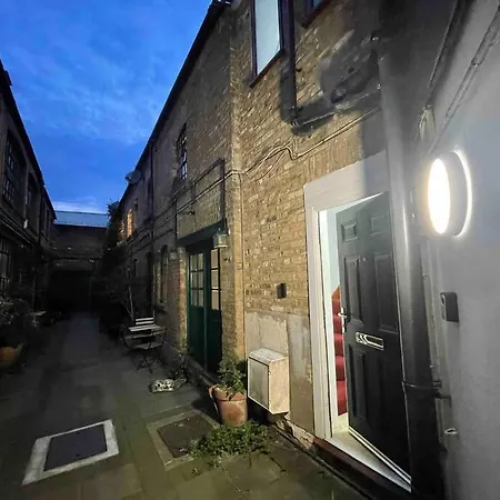 Victoria Mews Hoxton Shoreditch Apartment London