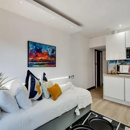 Apartment Cosy In Great Location! London