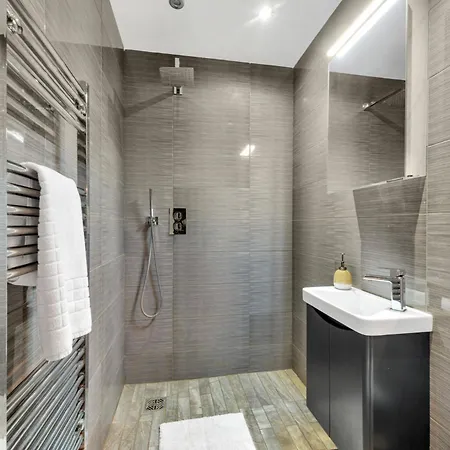Cosy In Great Location! Apartment