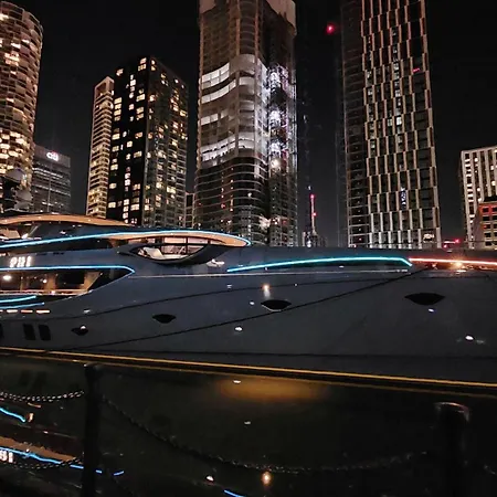 Luxury In Canary Wharf *