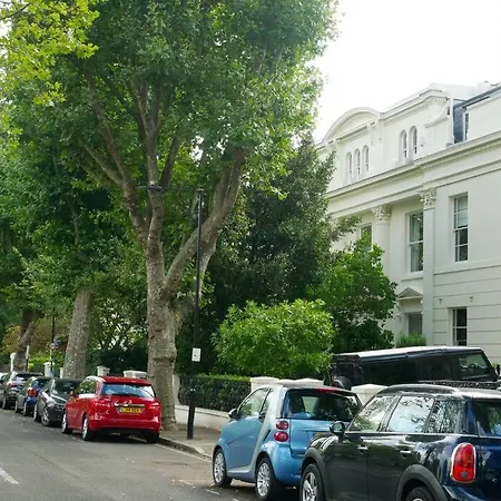 Newly Refurbished 2 Bed In Paddington *