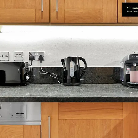 Apartment Weekly Or Monthly Stays, London, Chelsea - Sleeps 8- 3bedroom Serviced By Maison Christo London
