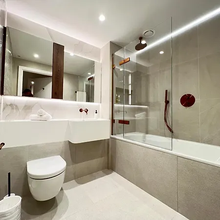 2 Bedroom Modern Family Flat-apartment Fulham Apartment