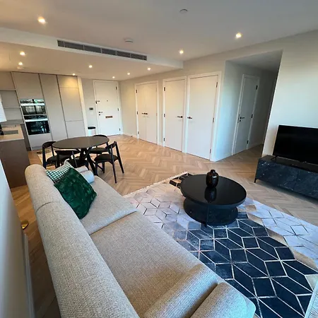 Apartment 2 Bedroom Modern Family Flat-apartment Fulham *