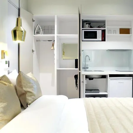 Hotel apartamentowy Nox Golders 4*