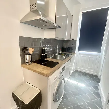 Kings In Kings Cross Apartment