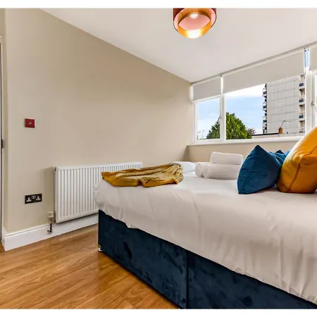 Stunning Family - Sleeps 11 Appartement
