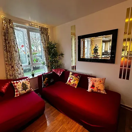 Apartment Apartment: 2-bed Oasis With Rapid Transit Access London
