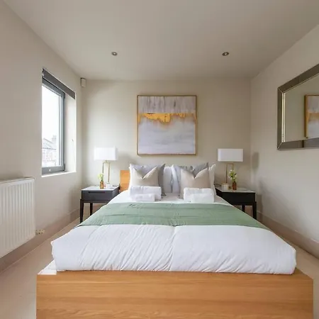 Apartment Elegant 1-br Retreat In Centre Ilford