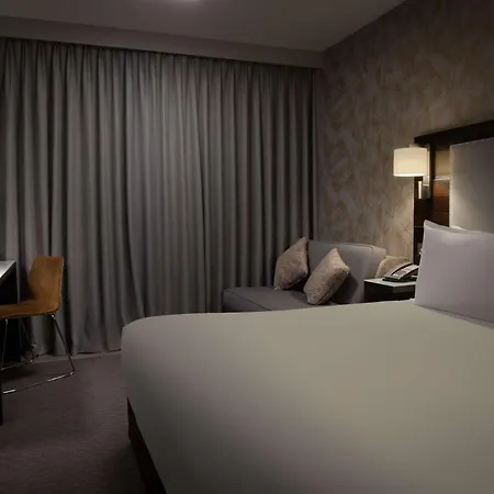 Doubletree By Hilton London Heathrow Airport Hotel