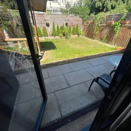 N8, Modern 2 Bedroom London