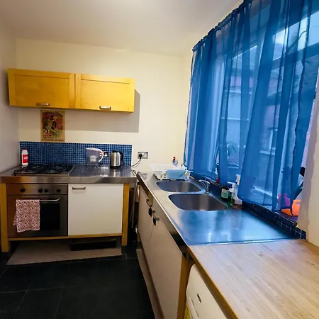 Cosy 3 Bedroom Flat Nearby Willsden * London