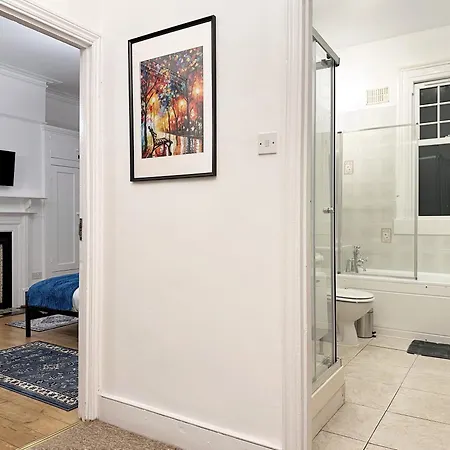 Hannah Place Near Finsbury Park - 4 Double Beds, Ideal For Families, Max 8 People Apartment