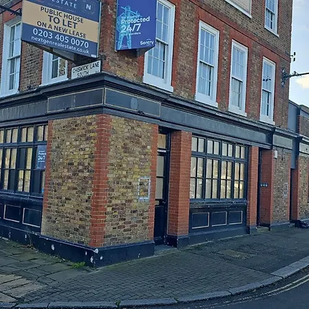 Apartment Livestay - Chiswick With Free Parking London