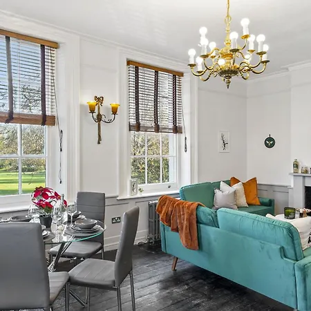 Apartment Livestay - Chiswick With Free Parking London