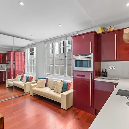 Londwell, Sloane Square Gem, Private Terrace Apartment London