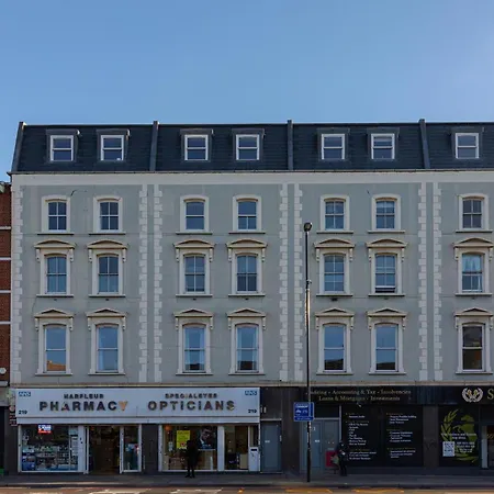 Prime Location Flats *