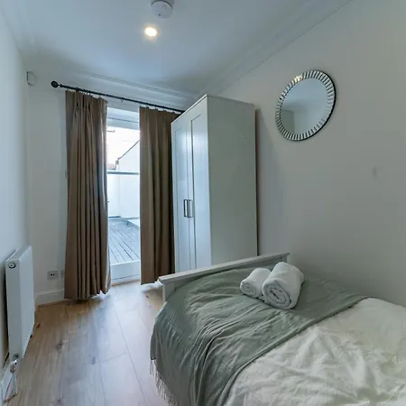 Apartment 4 Bedrooms Peaceful Abbey Rd - St Johns Wood *