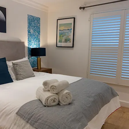 Apartment 4 Bedrooms Peaceful Abbey Rd - St Johns Wood *