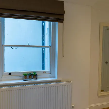 4 Bedrooms Peaceful Abbey Rd - St Johns Wood London