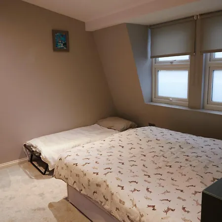 Luxury Located Near Marble Arch & Baker Street Apartment