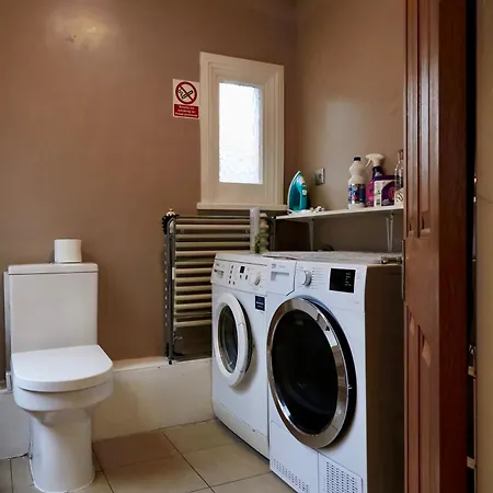 Luxury Located Near Marble Arch & Baker Street Apartment London