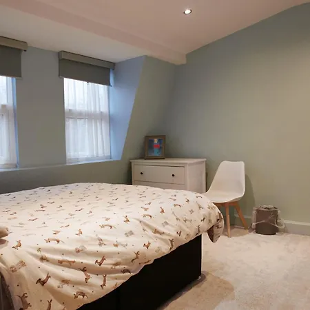 Luxury Located Near Marble Arch & Baker Street Apartment *