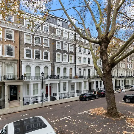 Appartamento Londwell, Boutique Bliss Nestled In Knightsbridge By Harrods Londra