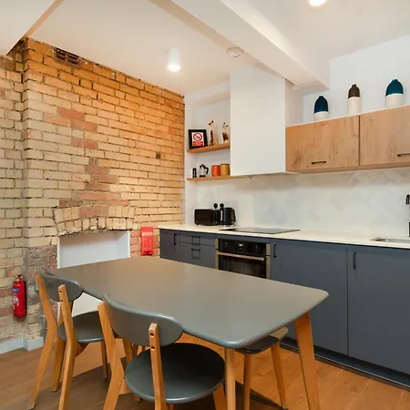 Апартаменты Crashpads Shoreditch The Club Row Collection Лондон
