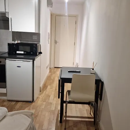 Apartment Cosy Flat In Camberwell *