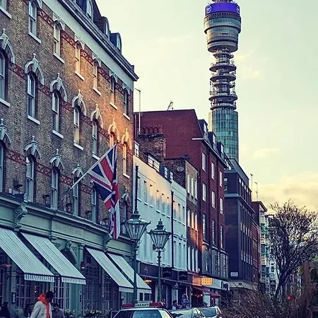 Hello, Fitzrovia! Apartment *