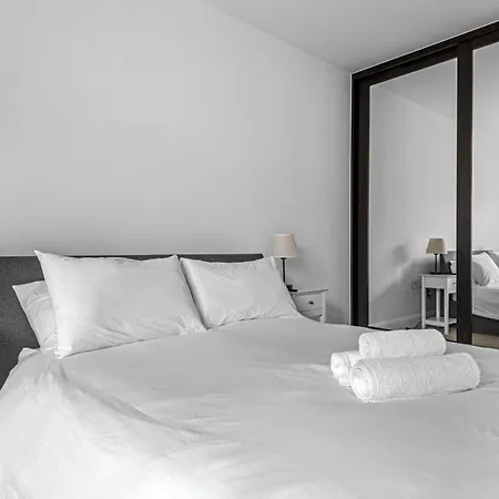 Londwell, Heart Of Notting Hill, Balcony Luxury Apartment *
