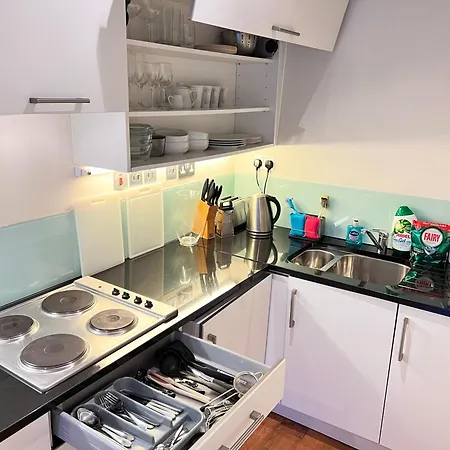 Deluxe Entire Flat At Farringdon Station Apartment *