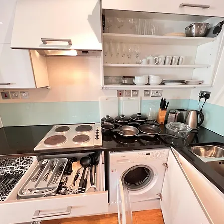 Apartment Deluxe Entire Flat At Farringdon Station London
