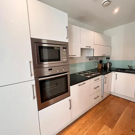 Deluxe Entire Flat At Farringdon Station Apartment *