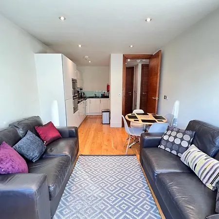 Apartment Deluxe Entire Flat At Farringdon Station London