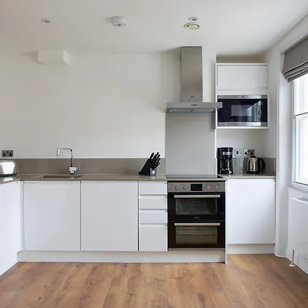 Sonder Inverness Mews Aparthotel London