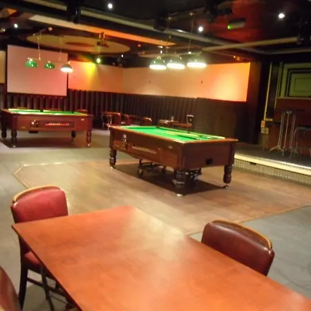 Hostel Arsenal Tavern